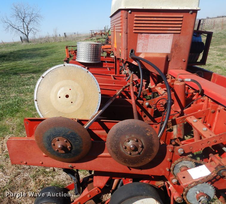 image for item DV9941 International Harvester 800 Cyclo Air planter