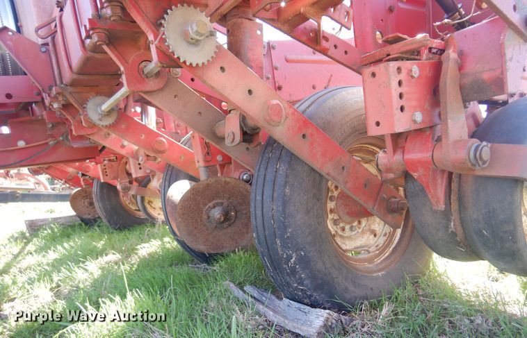 image for item DV9941 International Harvester 800 Cyclo Air planter