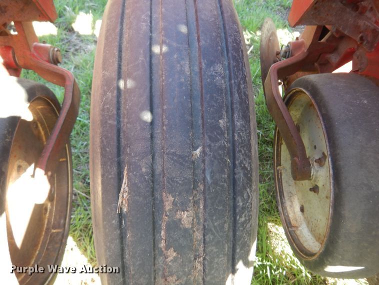 image for item DV9941 International Harvester 800 Cyclo Air planter