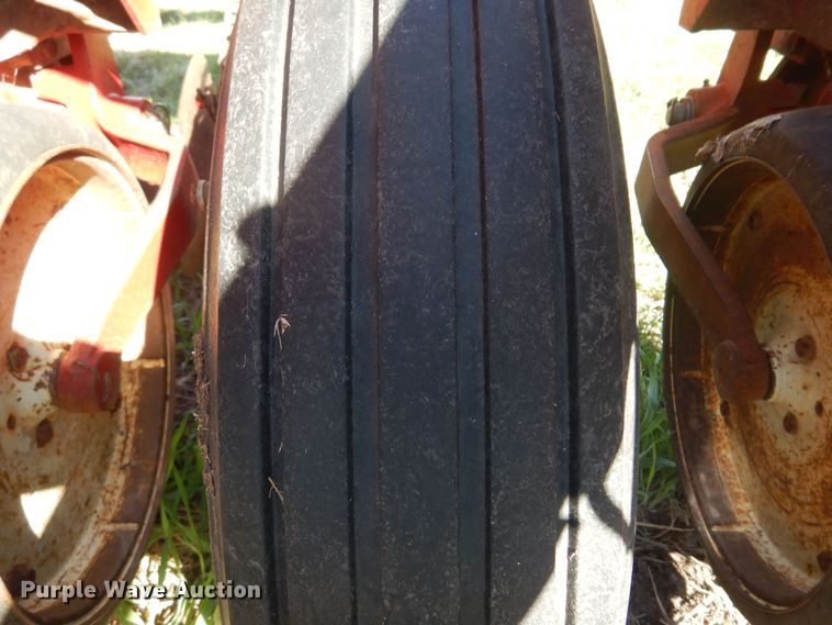 image for item DV9941 International Harvester 800 Cyclo Air planter