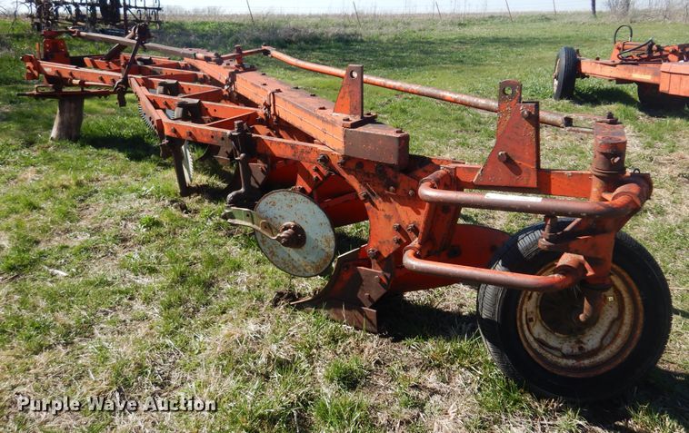 image for item DV9942 Case five bottom plow