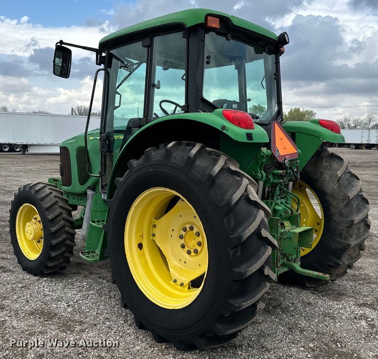 image for item EG1316 2003 John Deere 6415 MFWD tractor