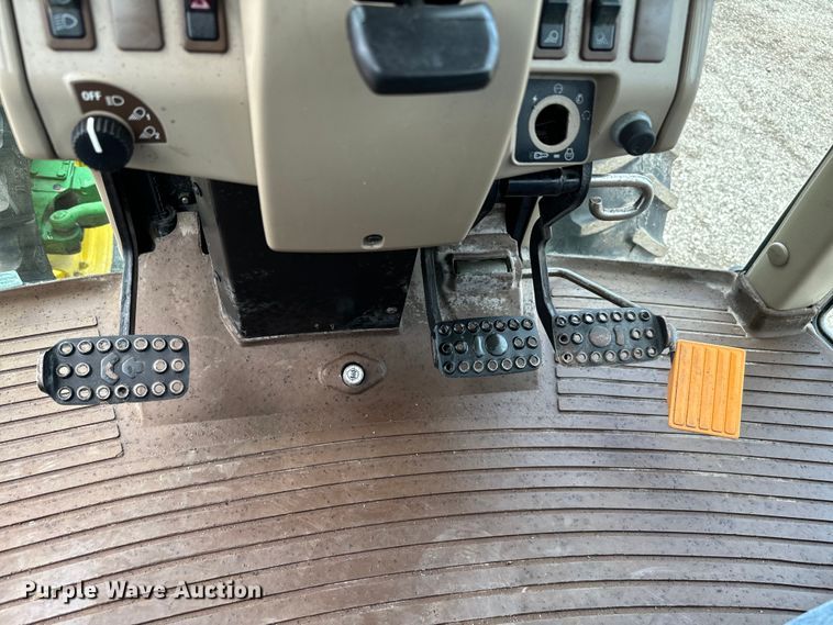 image for item EG1316 2003 John Deere 6415 MFWD tractor