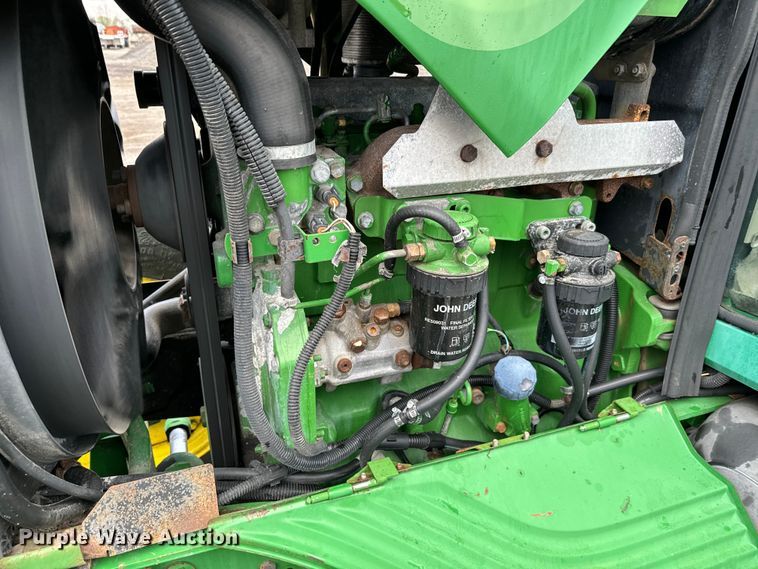 image for item EG1316 2003 John Deere 6415 MFWD tractor