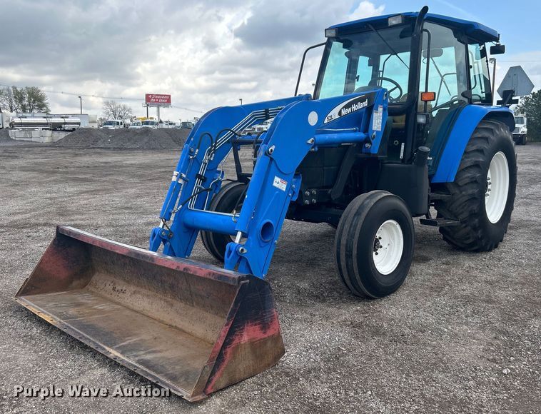 image for item EG1334 2004 New Holland TL90 tractor