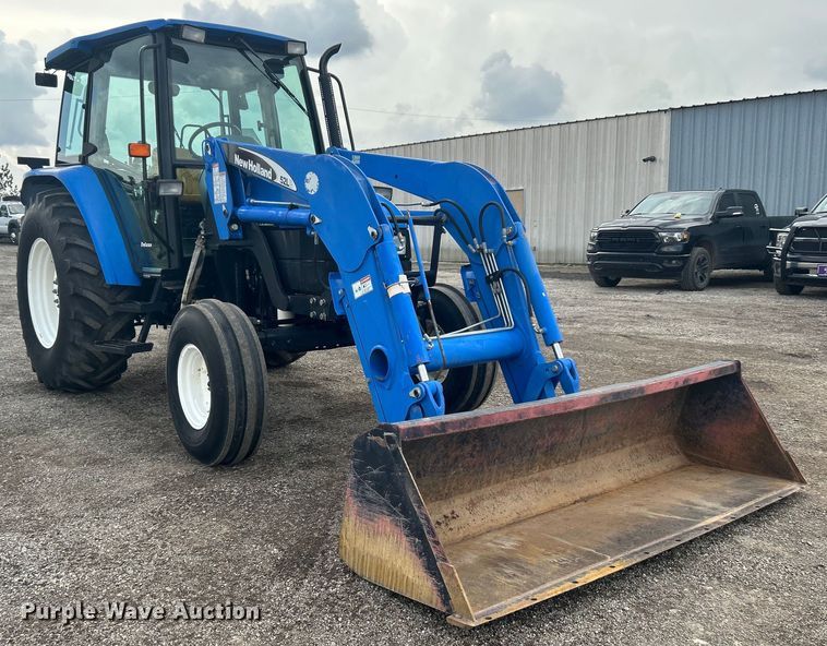 image for item EG1334 2004 New Holland TL90 tractor
