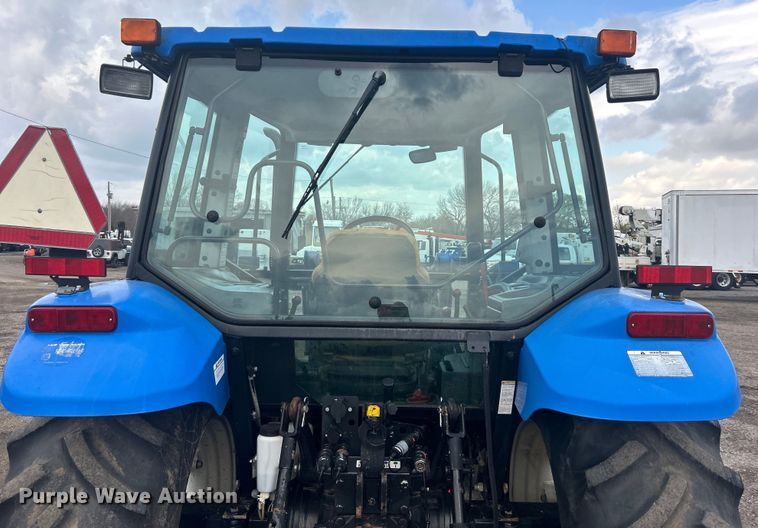 image for item EG1334 2004 New Holland TL90 tractor