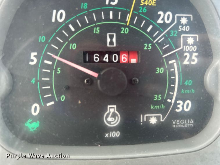 image for item EG1334 2004 New Holland TL90 tractor