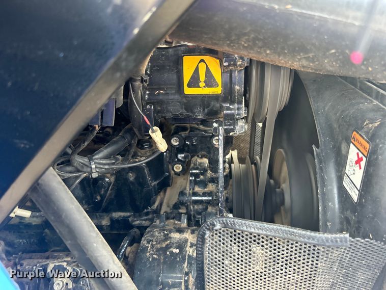 image for item EG1334 2004 New Holland TL90 tractor