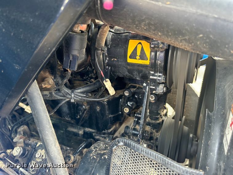 image for item EG1334 2004 New Holland TL90 tractor