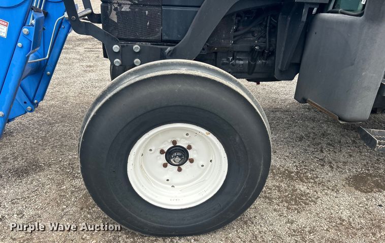 image for item EG1334 2004 New Holland TL90 tractor