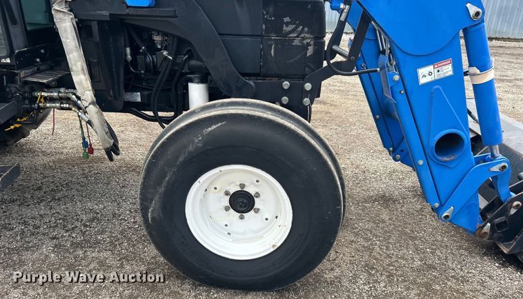 image for item EG1334 2004 New Holland TL90 tractor