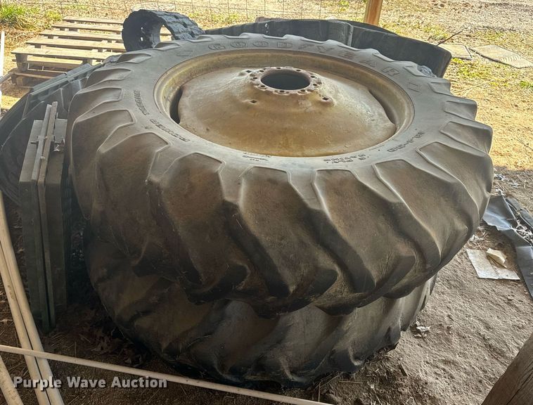 image for item EH6603 1974 John Deere 4630 tractor