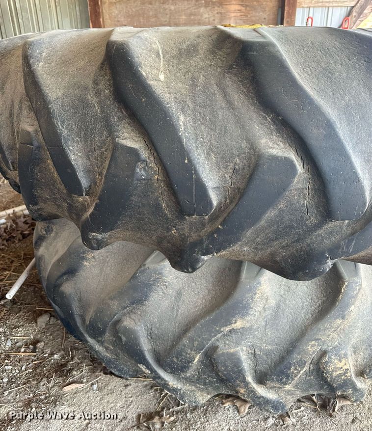 image for item EH6603 1974 John Deere 4630 tractor