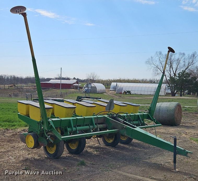 image for item EI3648 John Deere P7000 planter