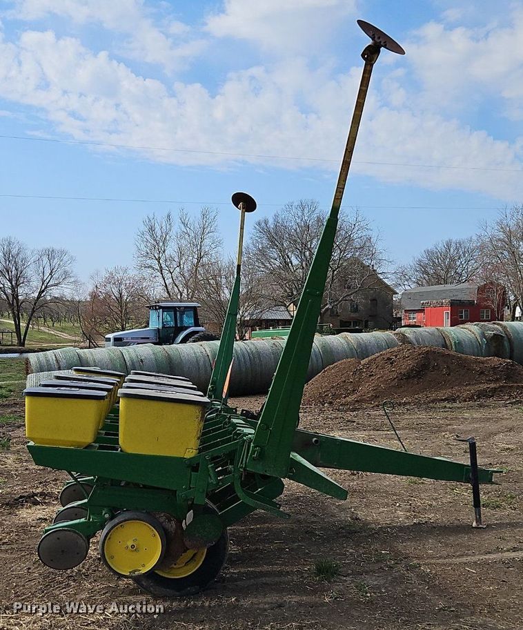 image for item EI3648 John Deere P7000 planter