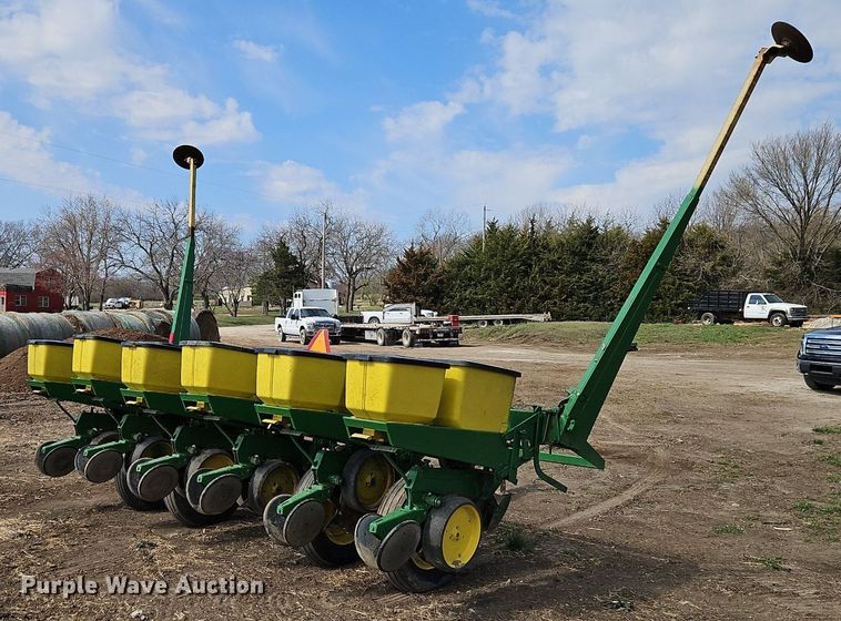 image for item EI3648 John Deere P7000 planter