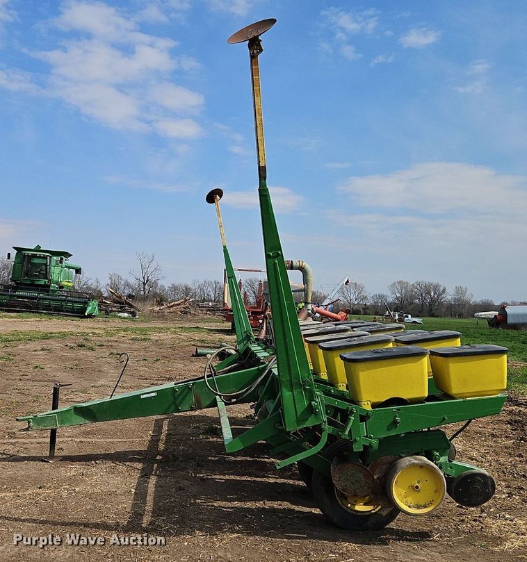 image for item EI3648 John Deere P7000 planter