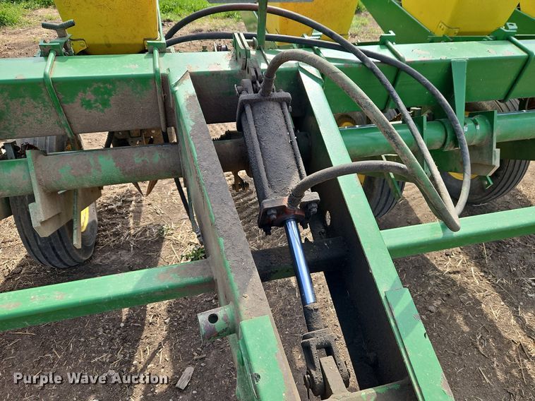 image for item EI3648 John Deere P7000 planter
