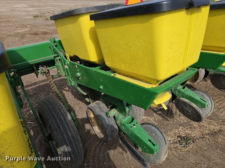 image for item EI3648 John Deere P7000 planter