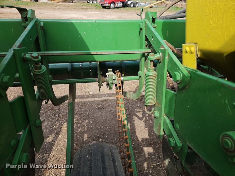 image for item EI3648 John Deere P7000 planter