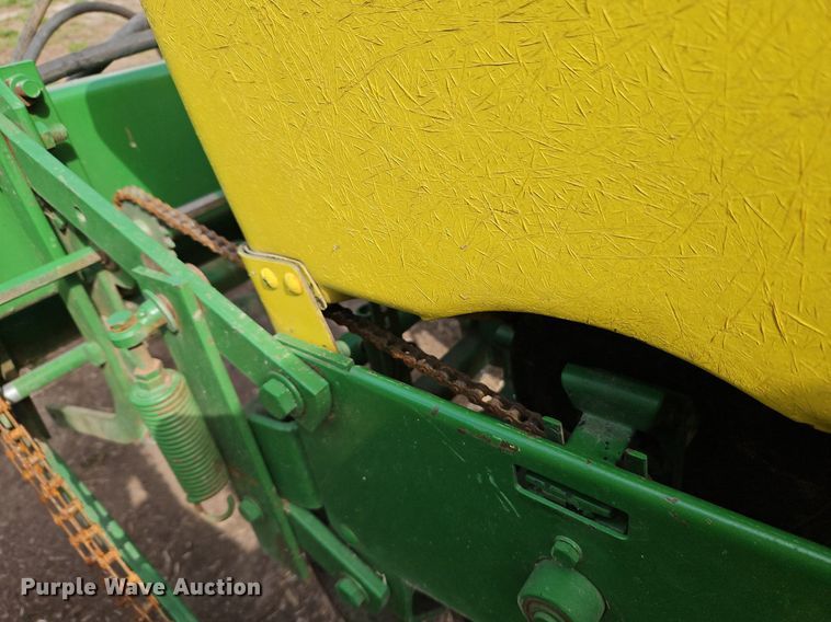 image for item EI3648 John Deere P7000 planter