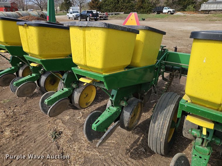 image for item EI3648 John Deere P7000 planter