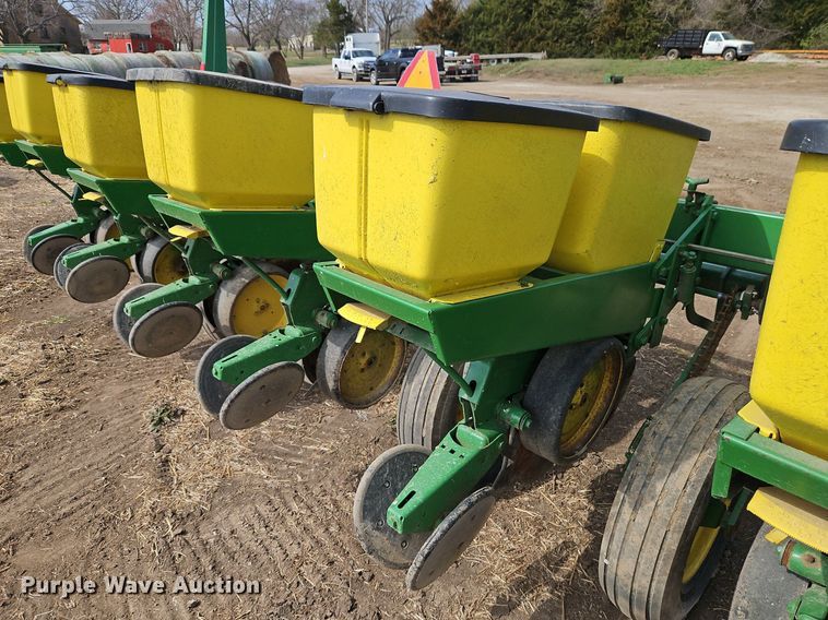 image for item EI3648 John Deere P7000 planter