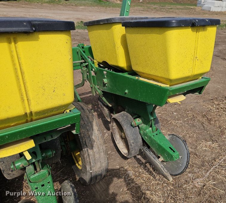 image for item EI3648 John Deere P7000 planter