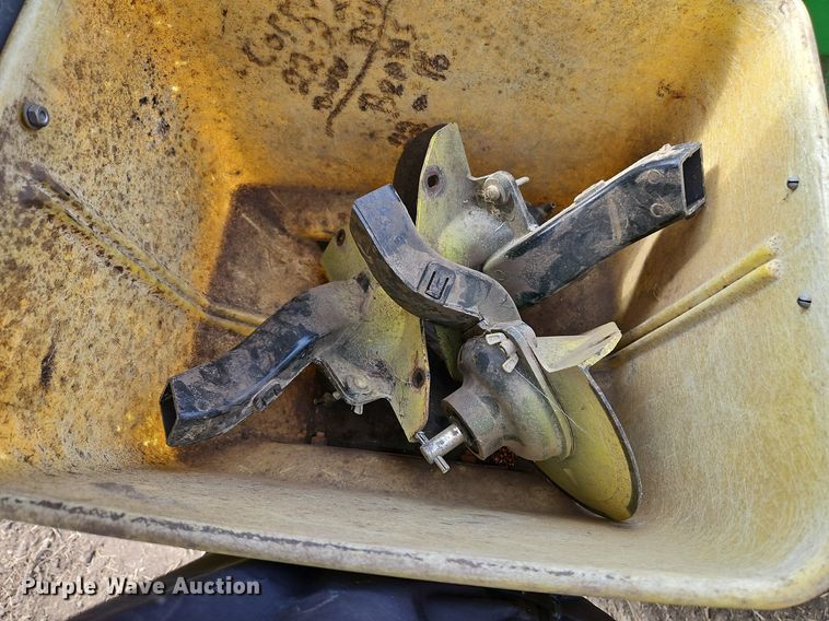 image for item EI3648 John Deere P7000 planter