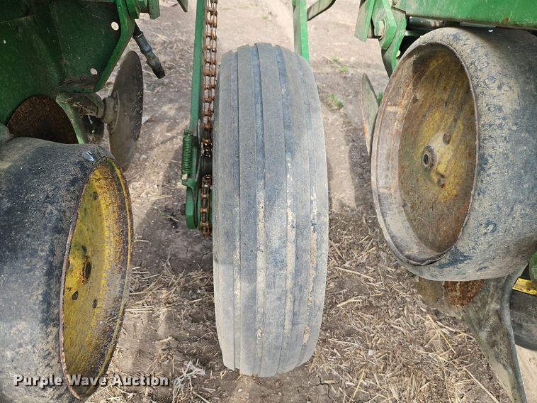 image for item EI3648 John Deere P7000 planter