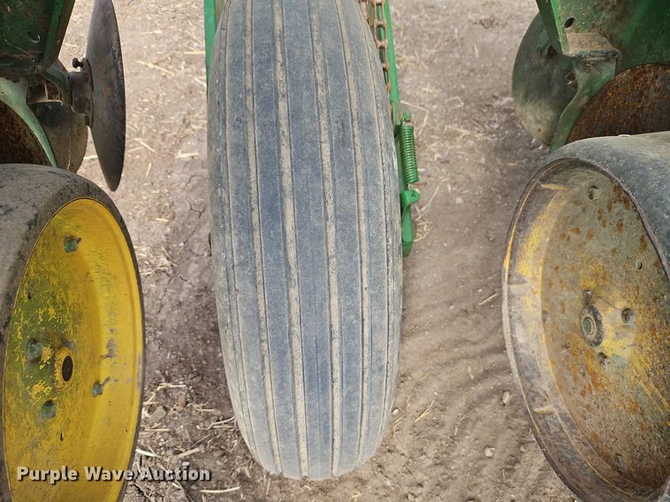 image for item EI3648 John Deere P7000 planter