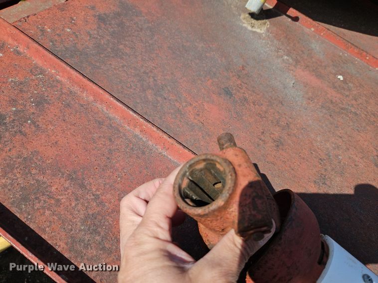 image for item EI3649 New Holland Stackliner 1010 bale stacker