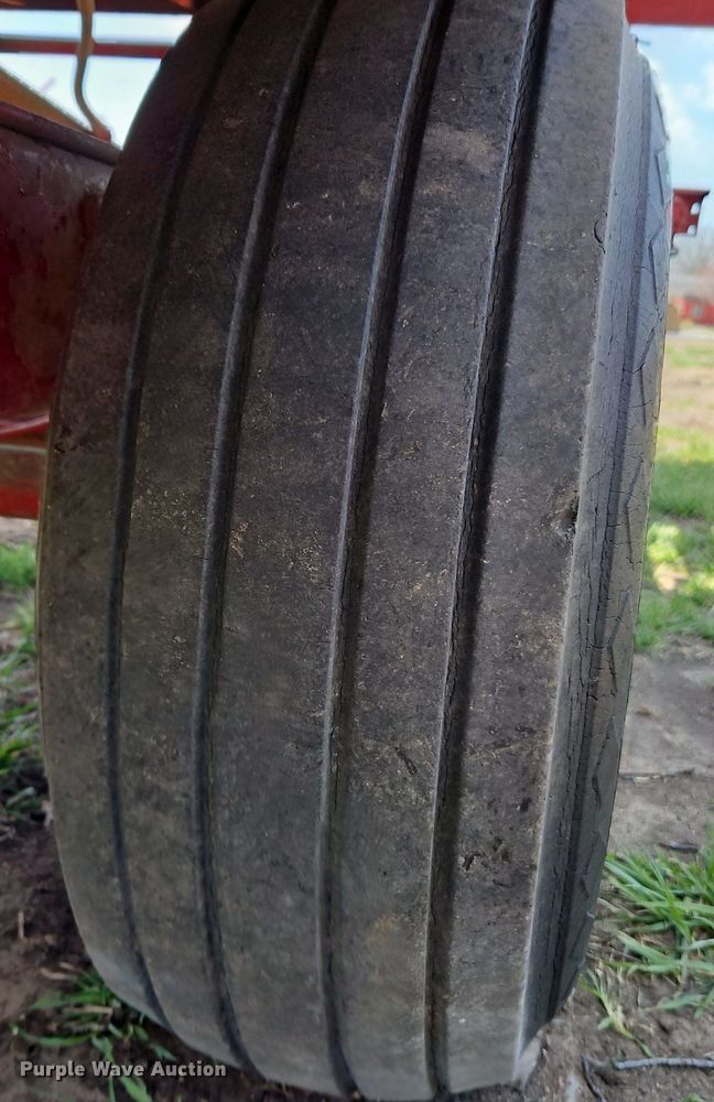 image for item EI3649 New Holland Stackliner 1010 bale stacker