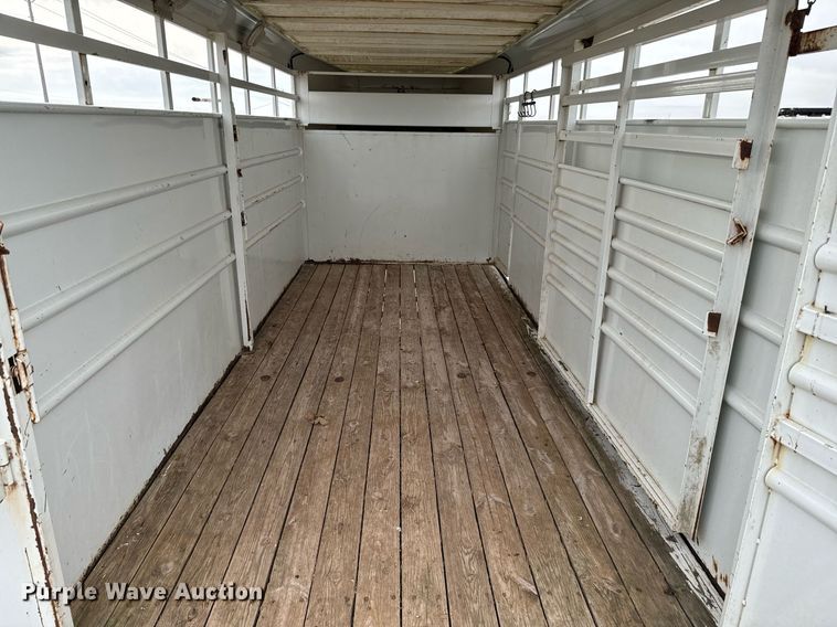 image for item EJ0217 2005 Liberty livestock trailer