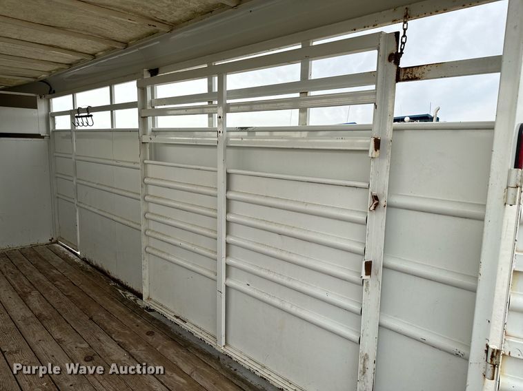 image for item EJ0217 2005 Liberty livestock trailer