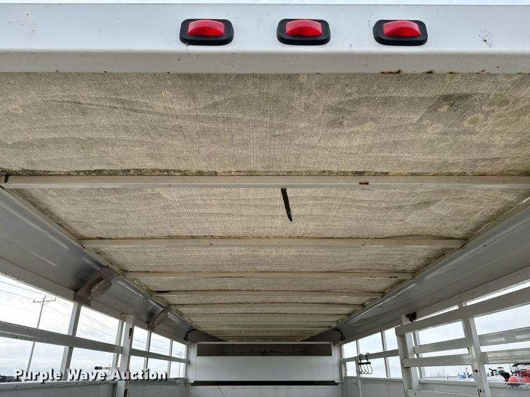 image for item EJ0217 2005 Liberty livestock trailer