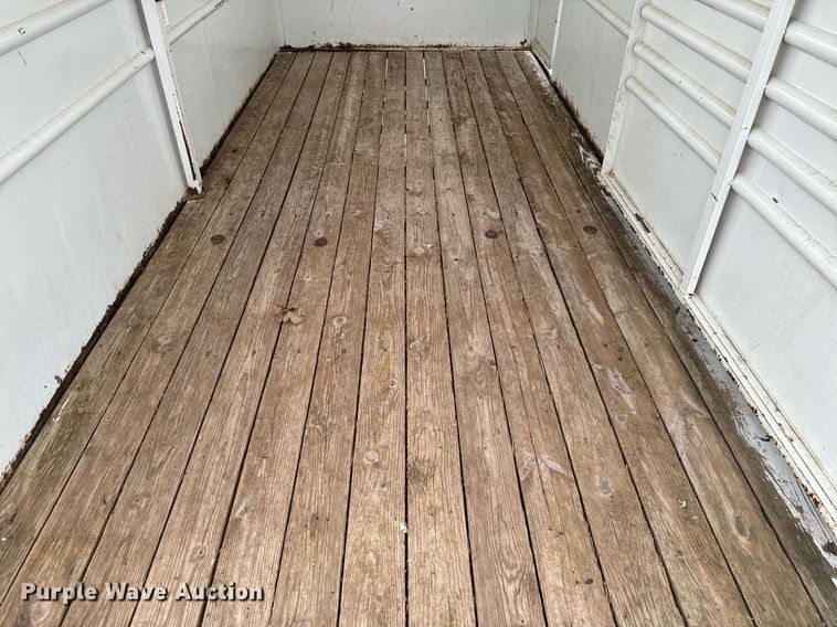 image for item EJ0217 2005 Liberty livestock trailer