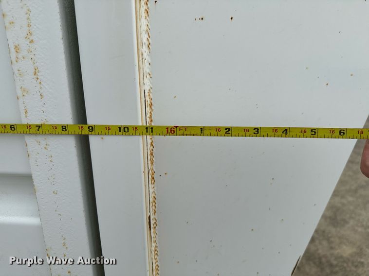 image for item EJ0217 2005 Liberty livestock trailer