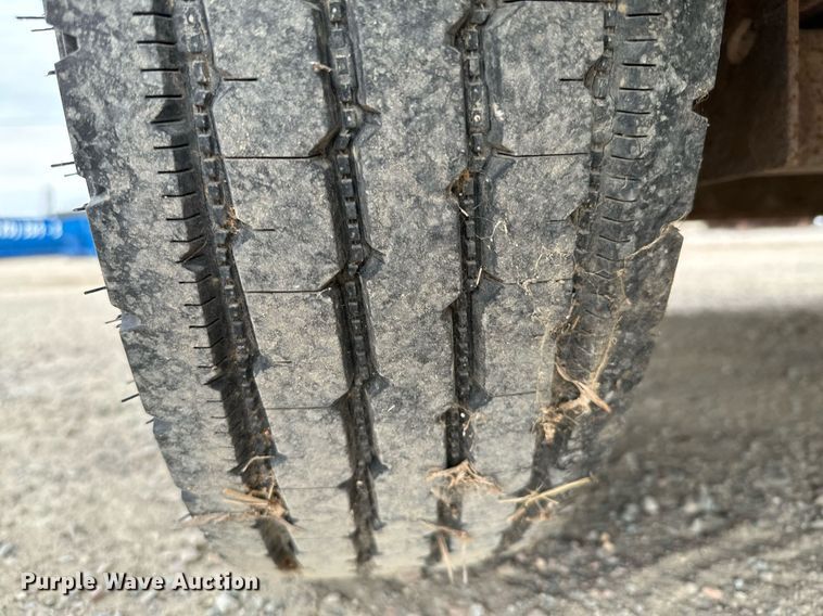 image for item EJ0217 2005 Liberty livestock trailer