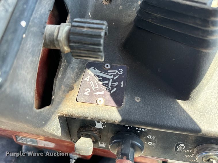 image for item EJ0333 Hesston  1180DT MFWD tractor