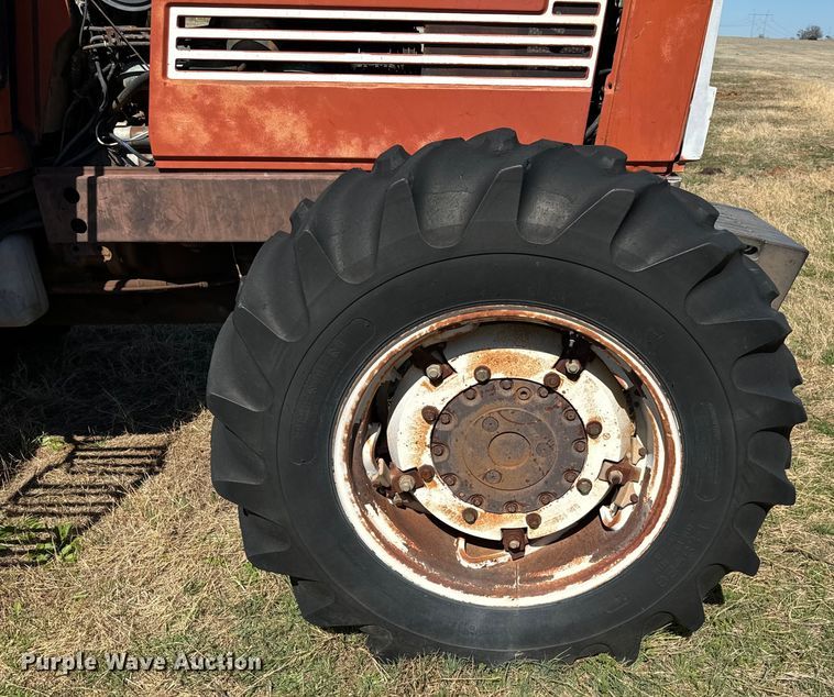 image for item EJ0333 Hesston  1180DT MFWD tractor