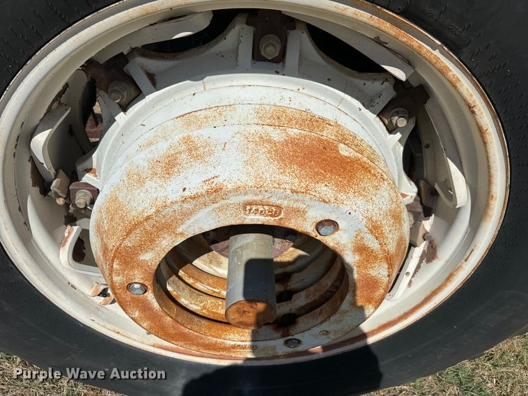 image for item EJ0333 Hesston  1180DT MFWD tractor