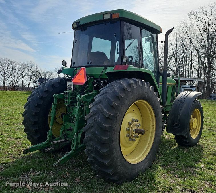 image for item EJ6172 1994 John Deere 7400 MFWD tractor