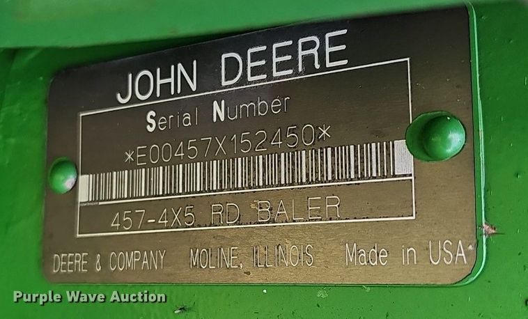 image for item EJ6173 2001 John Deere 457 Mega Wide round baler