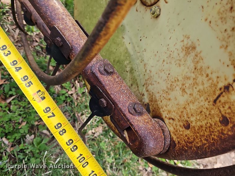 image for item EJ6175 John Deere 660 hay rake