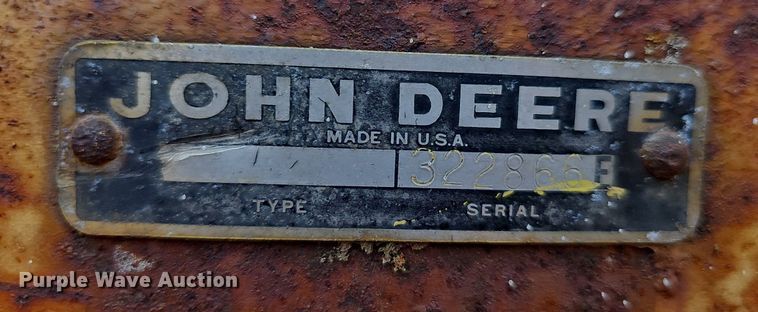 image for item EJ6175 John Deere 660 hay rake