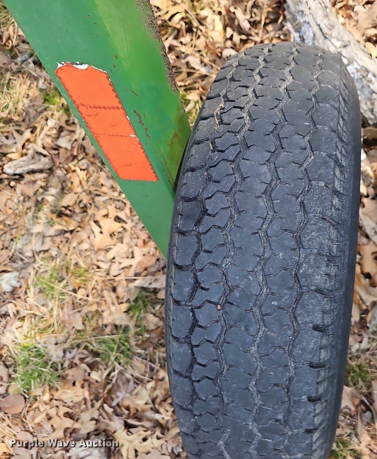 image for item EJ6178 John Deere 700 hay rake