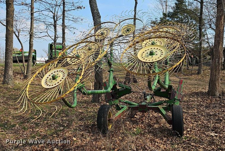 image for item EJ7177 M&W ER-10 hay rake