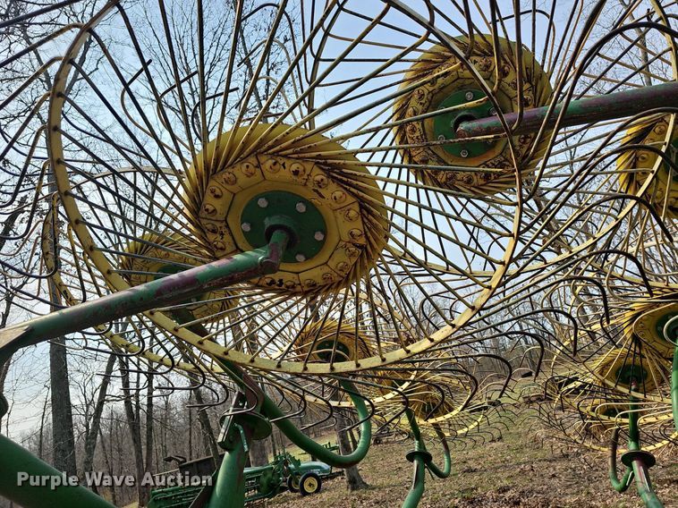 image for item EJ7177 M&W ER-10 hay rake